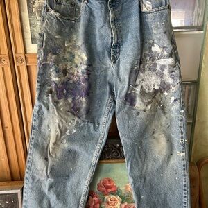 Men's / Women Blue Jeans 40w x30 paint splattered. Distressed Jeans High Sierra